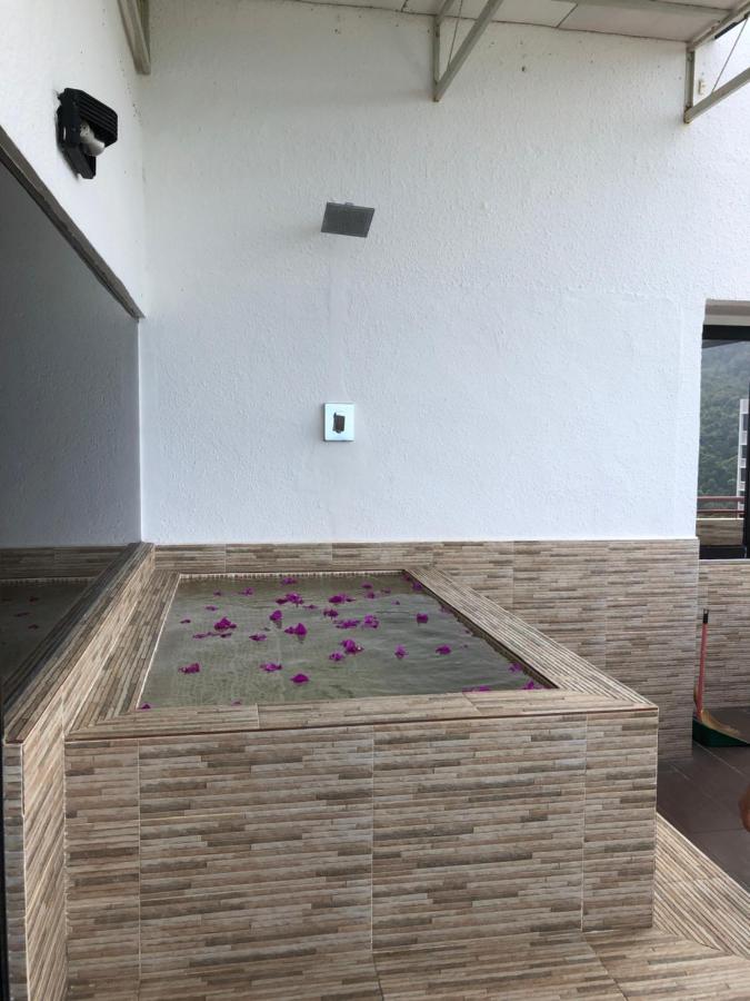 Sri Sayang Resort Service Apartment Batu Ferringhi Exterior foto